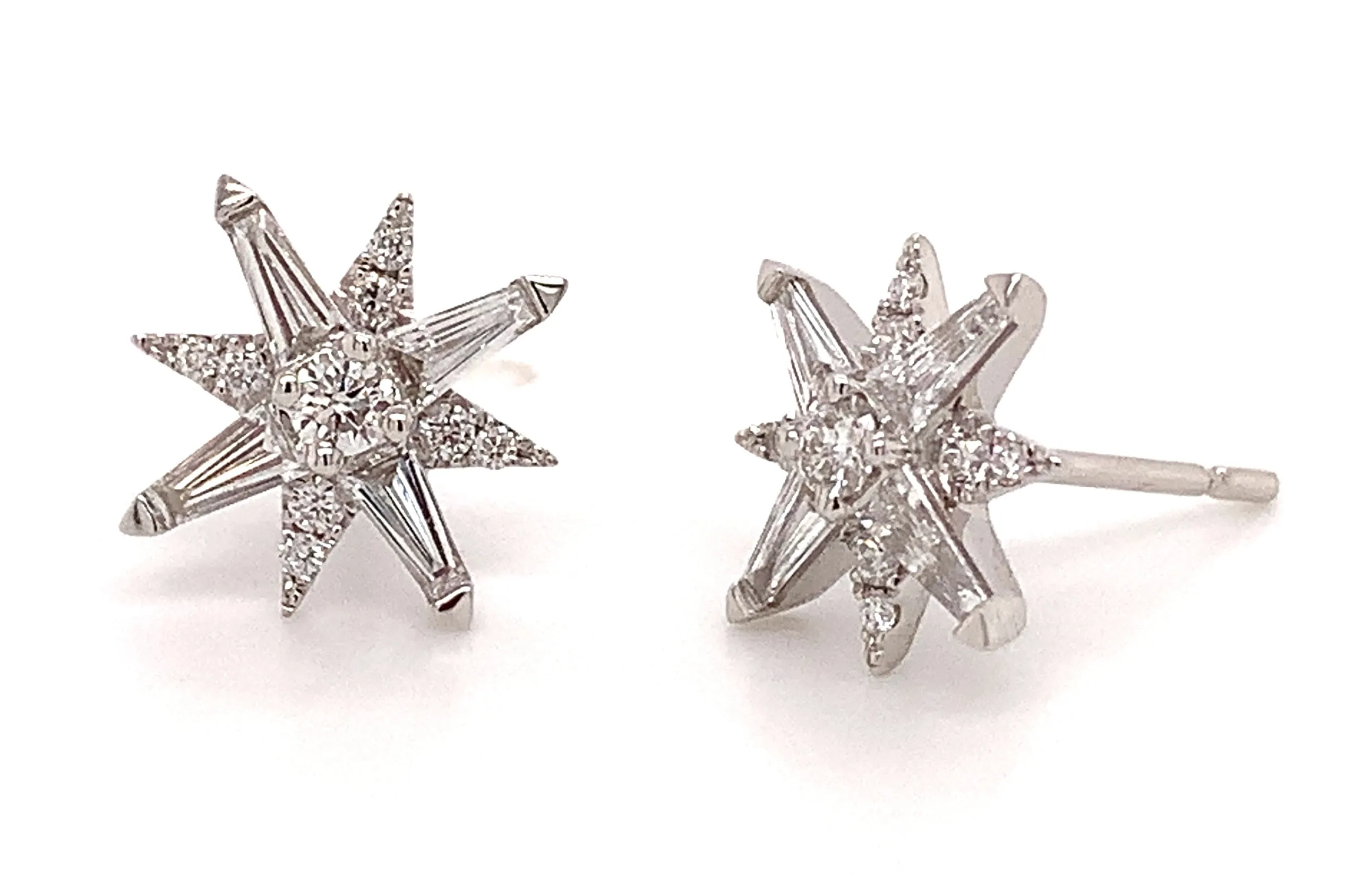 0.51ctw Diamond Flower Earrings