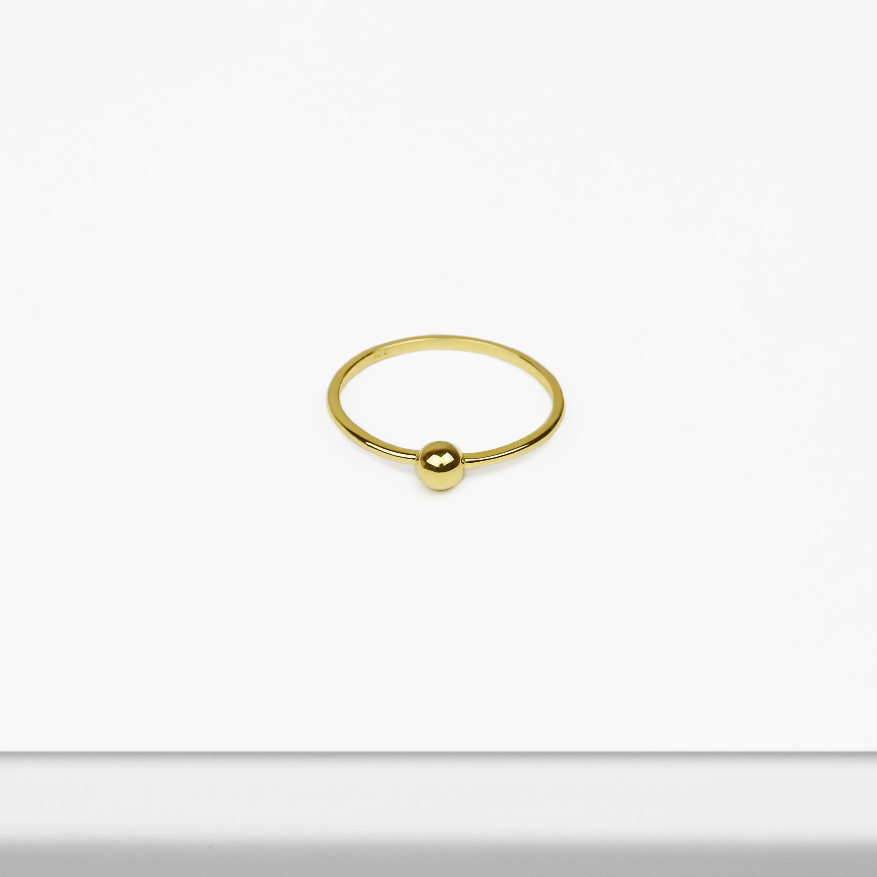14k Solid Gold Ball Center Ring