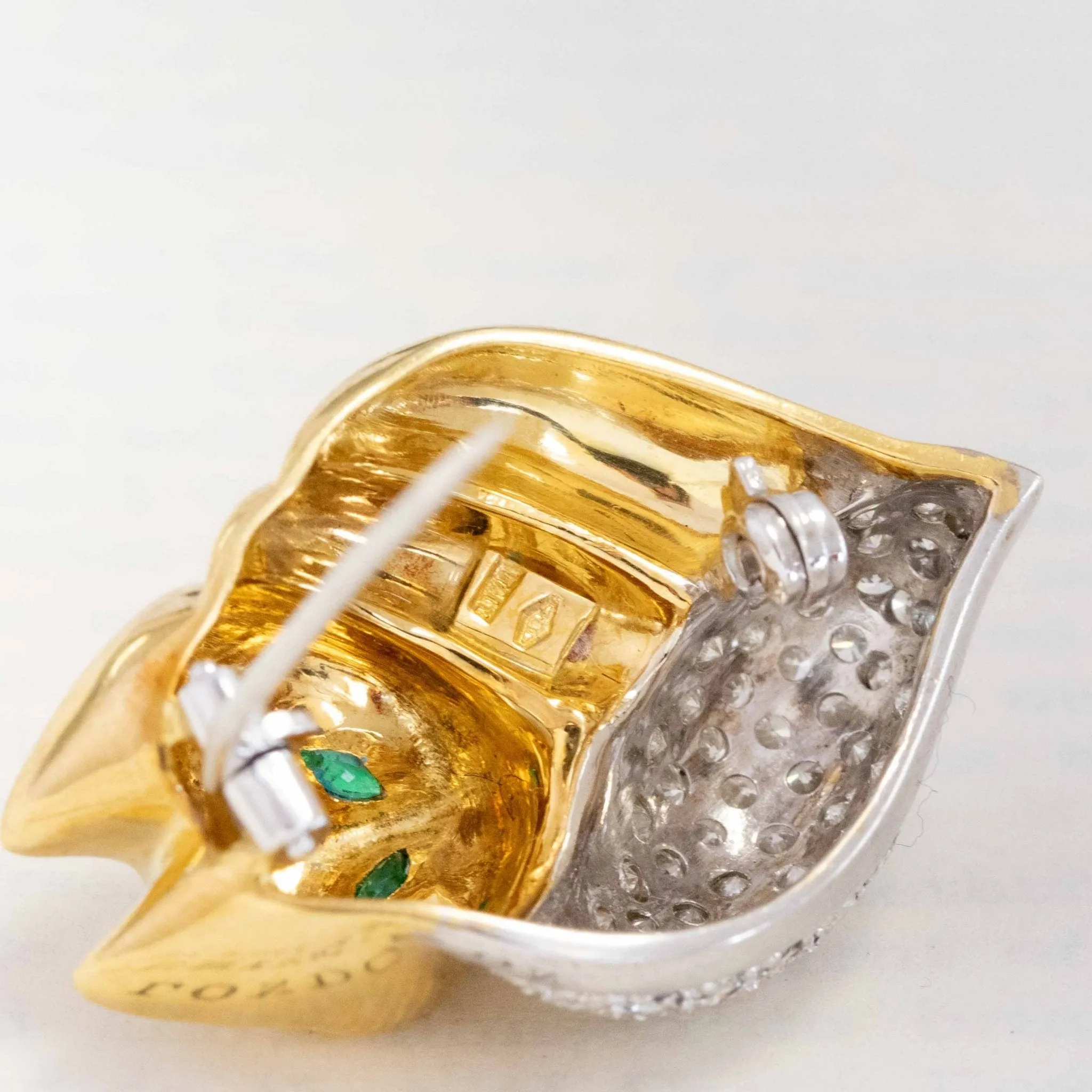 1.53ctw Diamond & Emerald Fox Brooch Italian