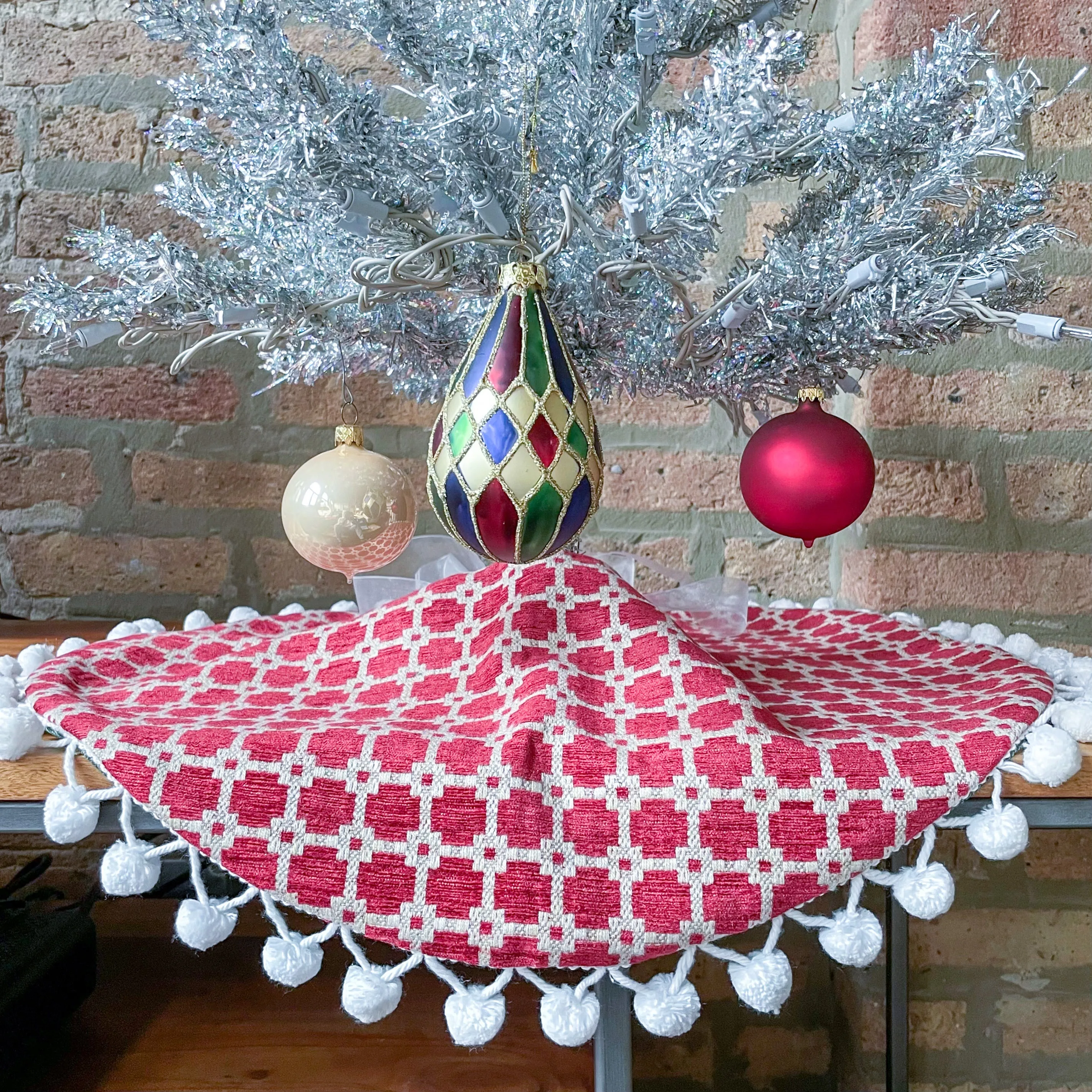 24" Red, Green and White Tabletop Christmas Tree Skirt | Reversible