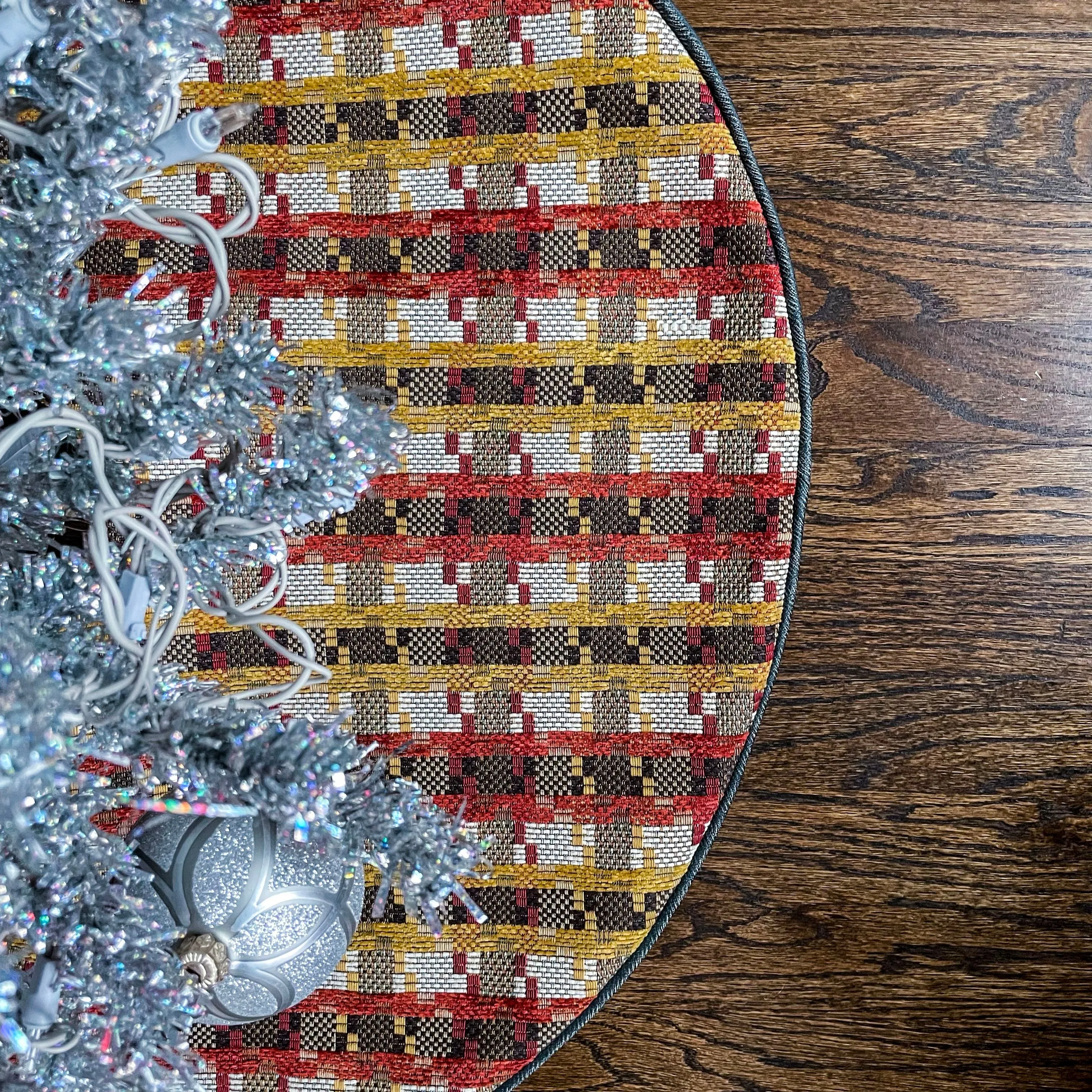 30" Elegant Farmhouse Gold, Red, Blue, White Plaid Christmas Tree Skirt | Reversible