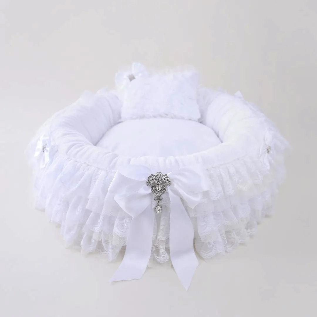 Anastasia Dog Bed In Heavenly White