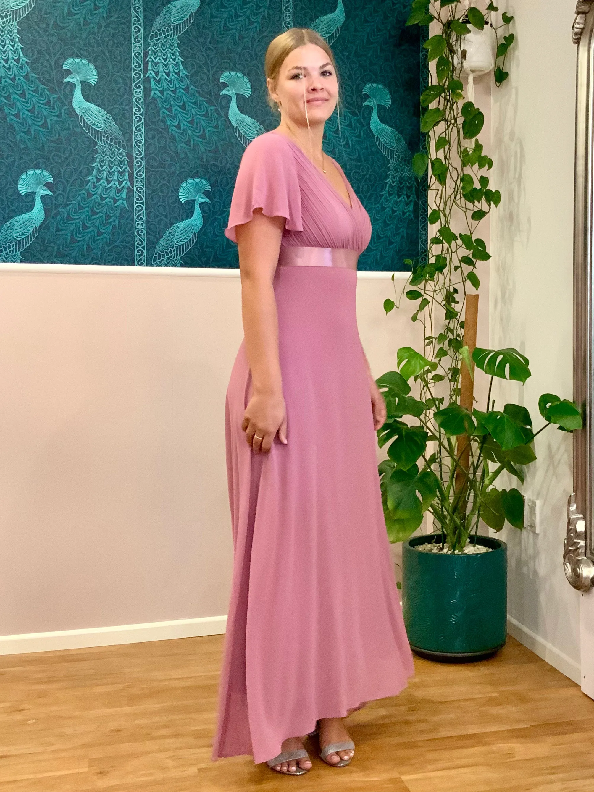 Billie flutter sleeve chiffon bridesmaid dress in dusky rose Express NZ wide