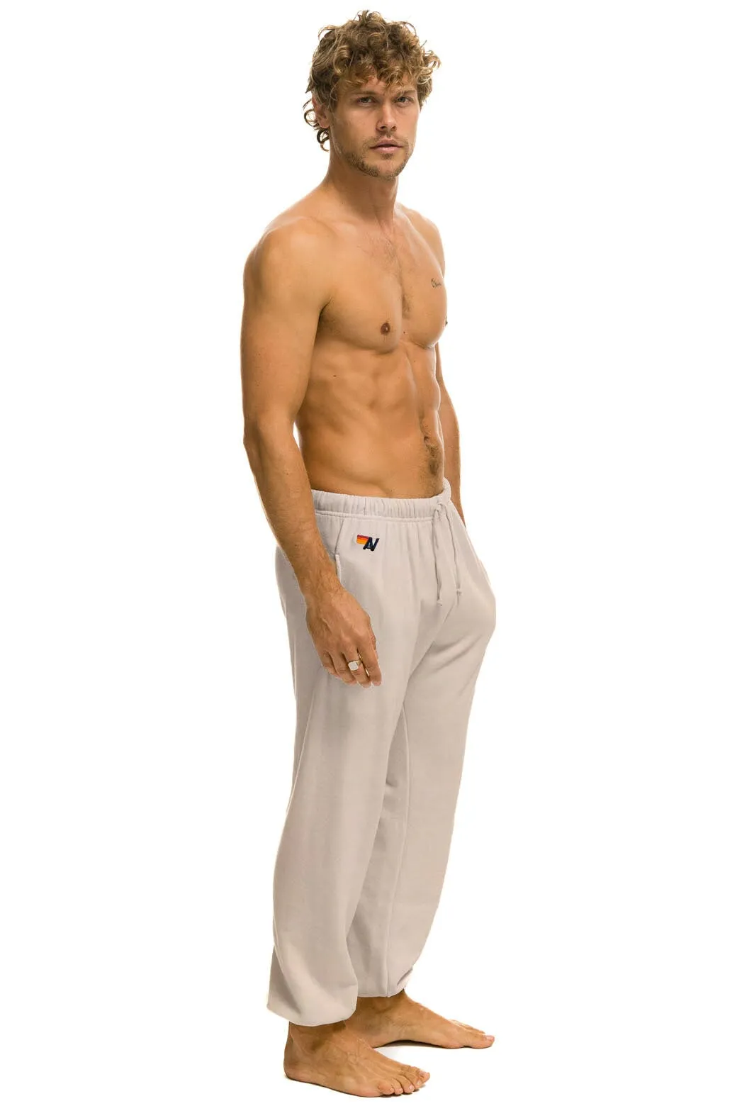 BOLT SWEATPANTS - SAND // BLUE