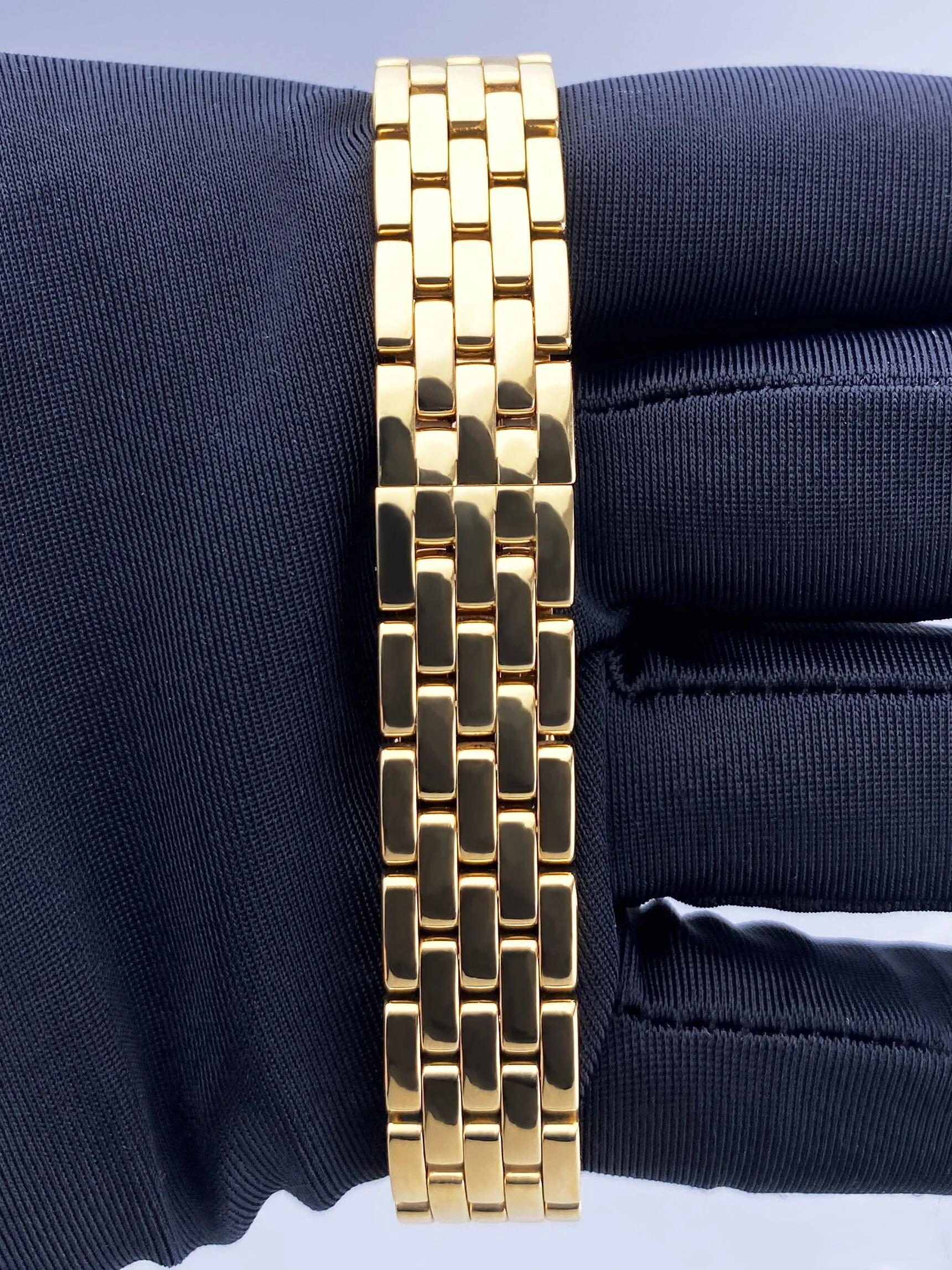 Cartier Panthere WGPN0008 18K Yellow Gold Ladies Watch