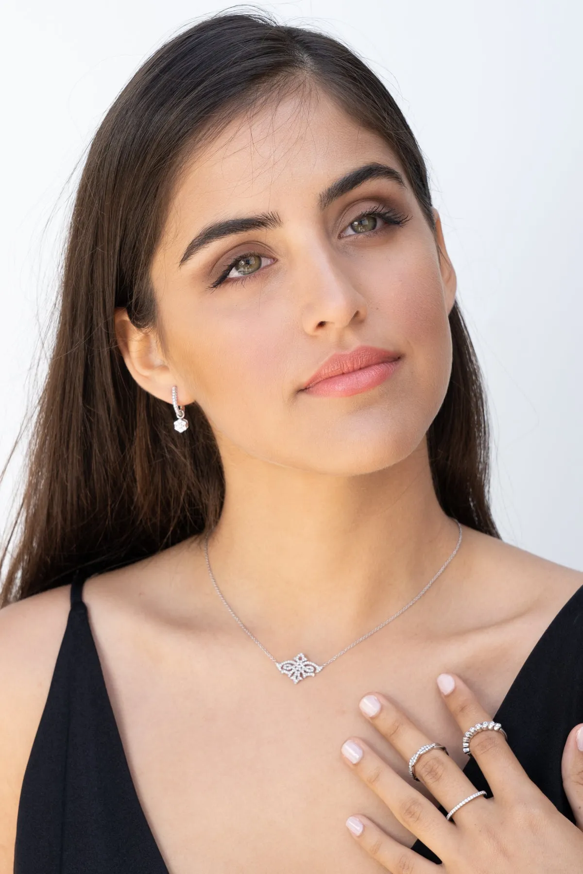 Dangling flower earrings