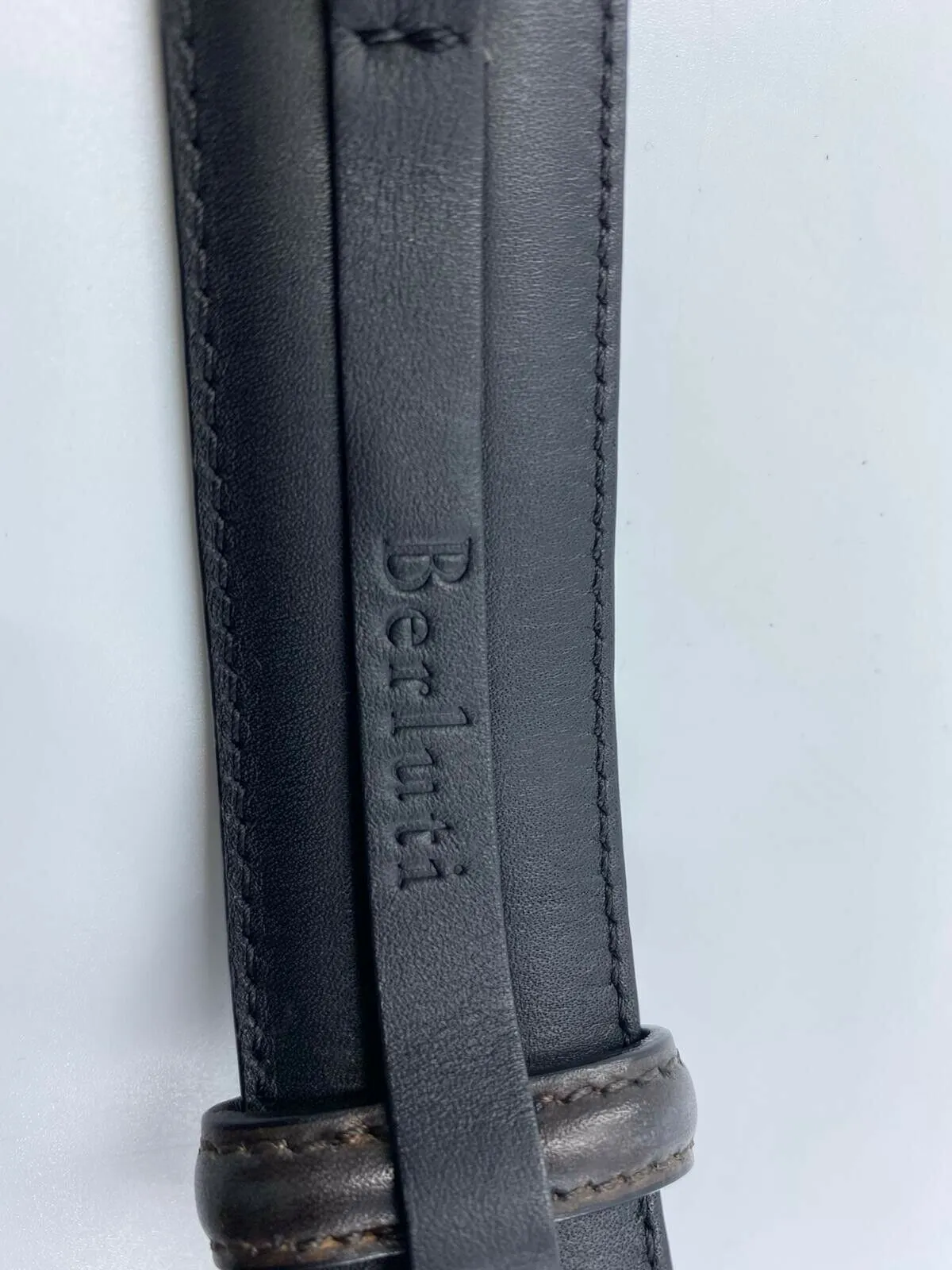 Essence Scritto Leather Belt
