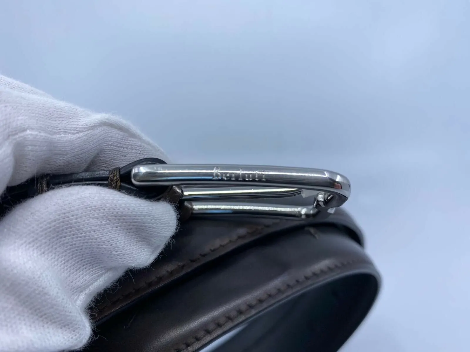 Essence Scritto Leather Belt