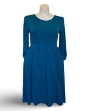 Gathered Waist Pocketed Midi Dress in Teal