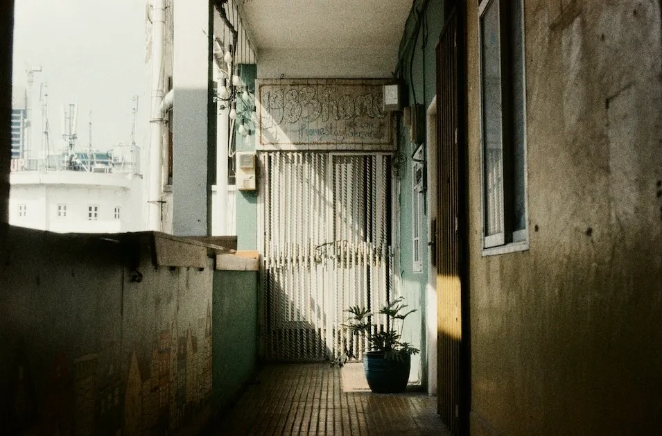 Glow 400 - 35mm Film