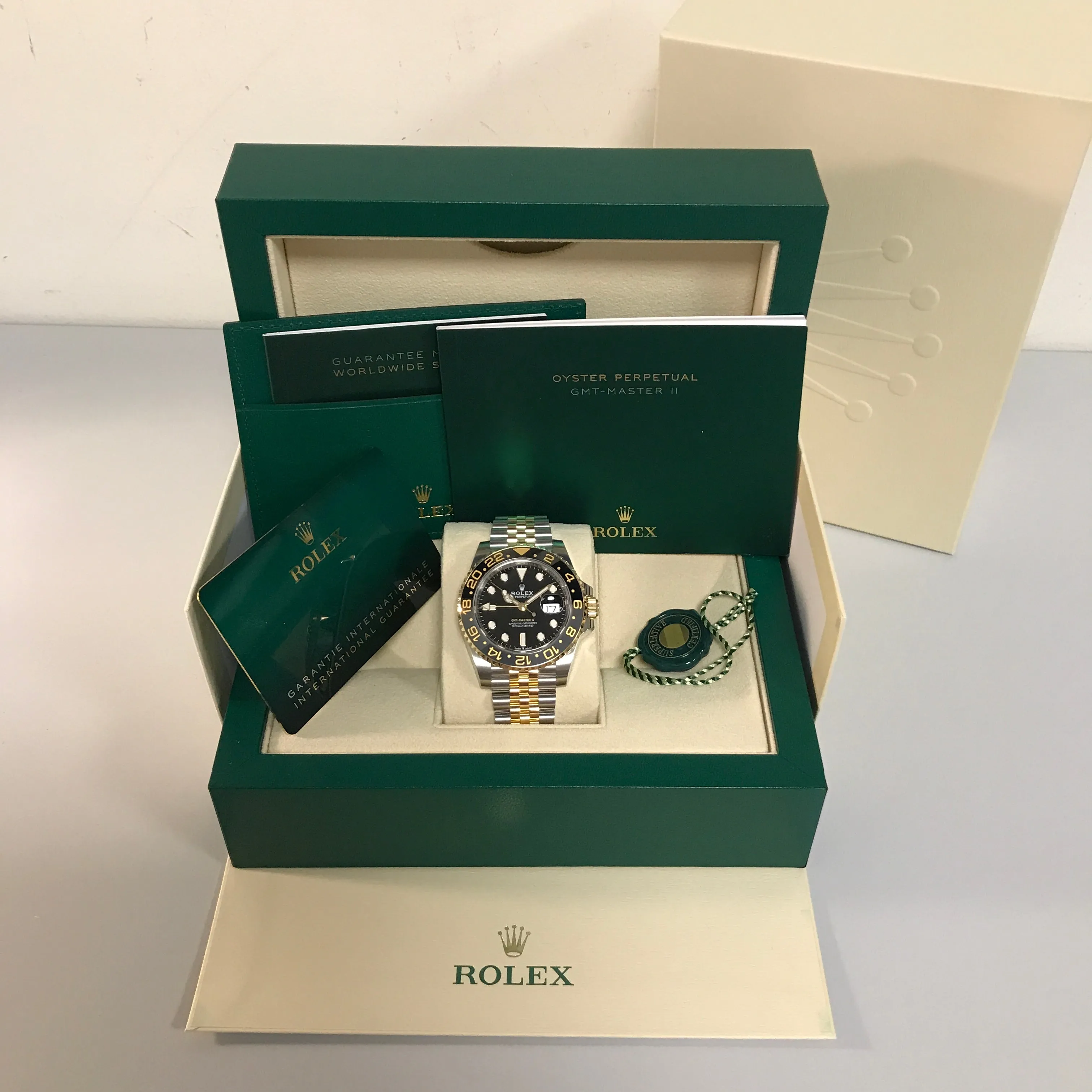 GMT-Master II (126713GRNR-0001)
