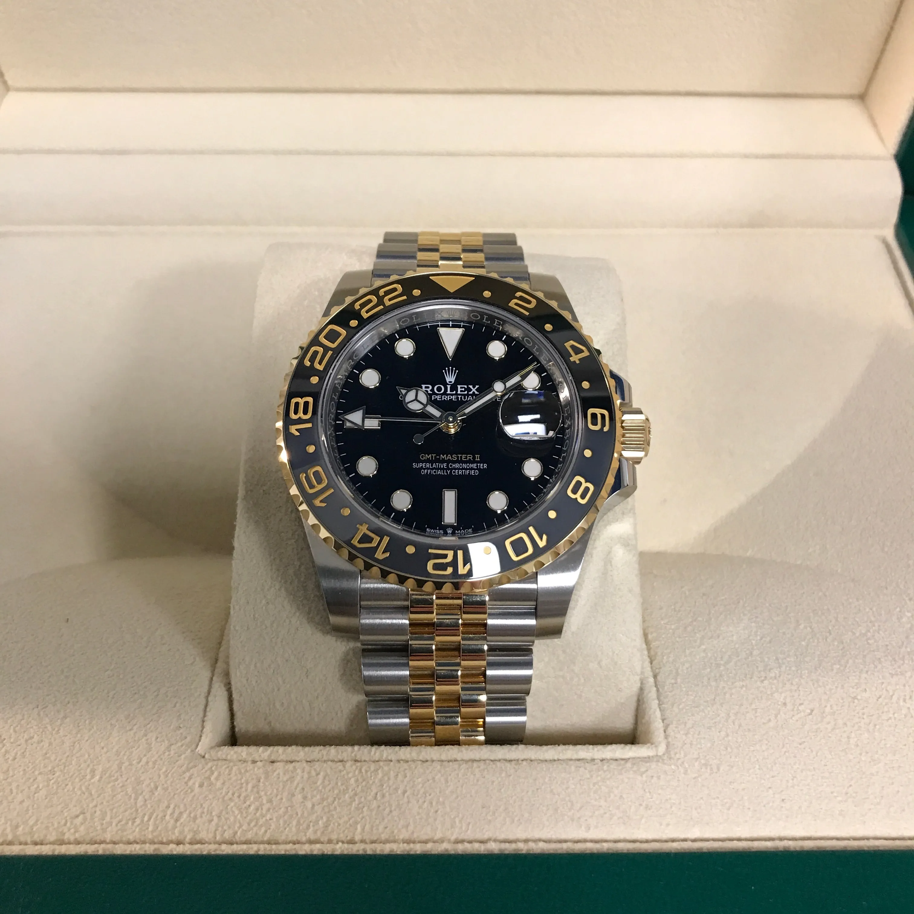 GMT-Master II (126713GRNR-0001)