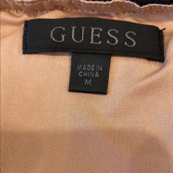 Guess NWT Elegant Black and nude Lace Skirt medium