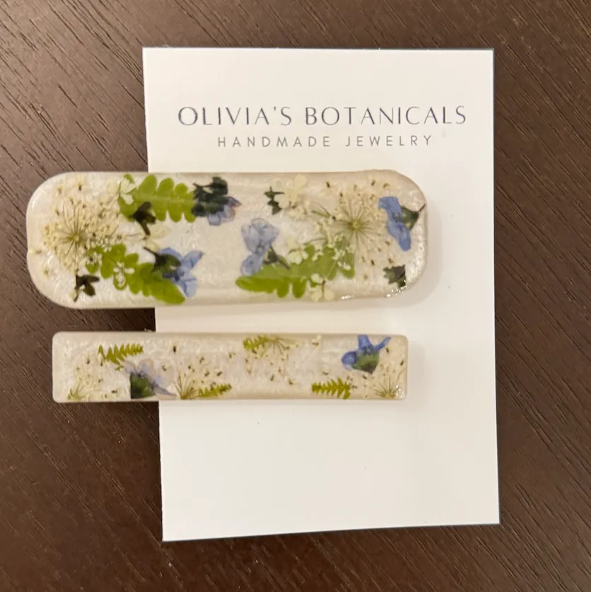 Hairclips | White