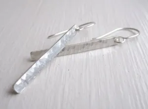 Hand-Made Elegance With These 25mm Long Hammered Rectangle Solid Dangle Earrings - 0070