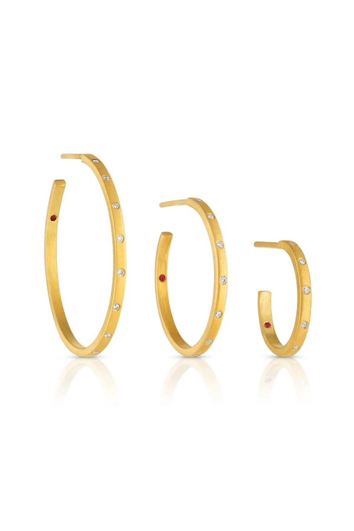 HERNSDORF | XL WHITE DIAMOND LOVE HOOPS