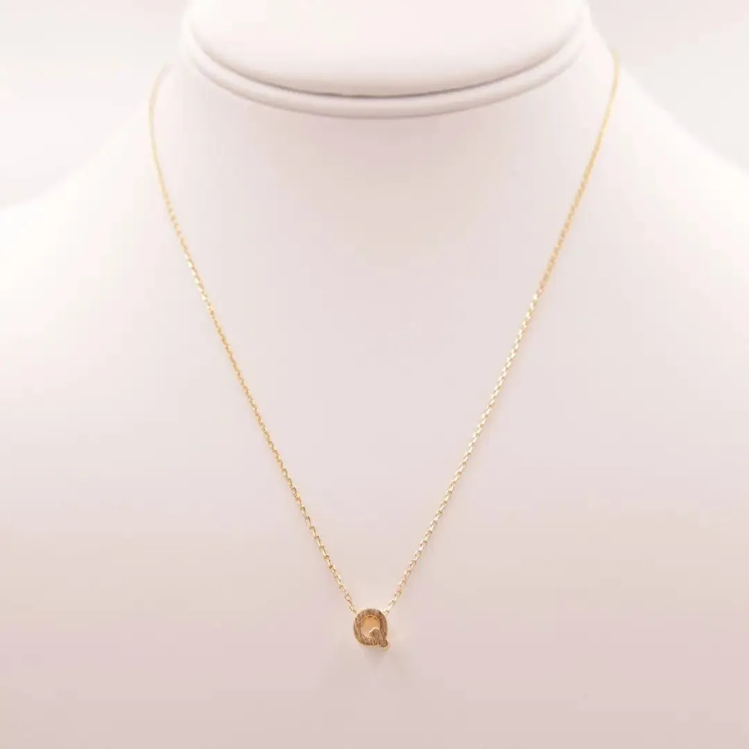 INITIAL Q GOLD NECKLACE