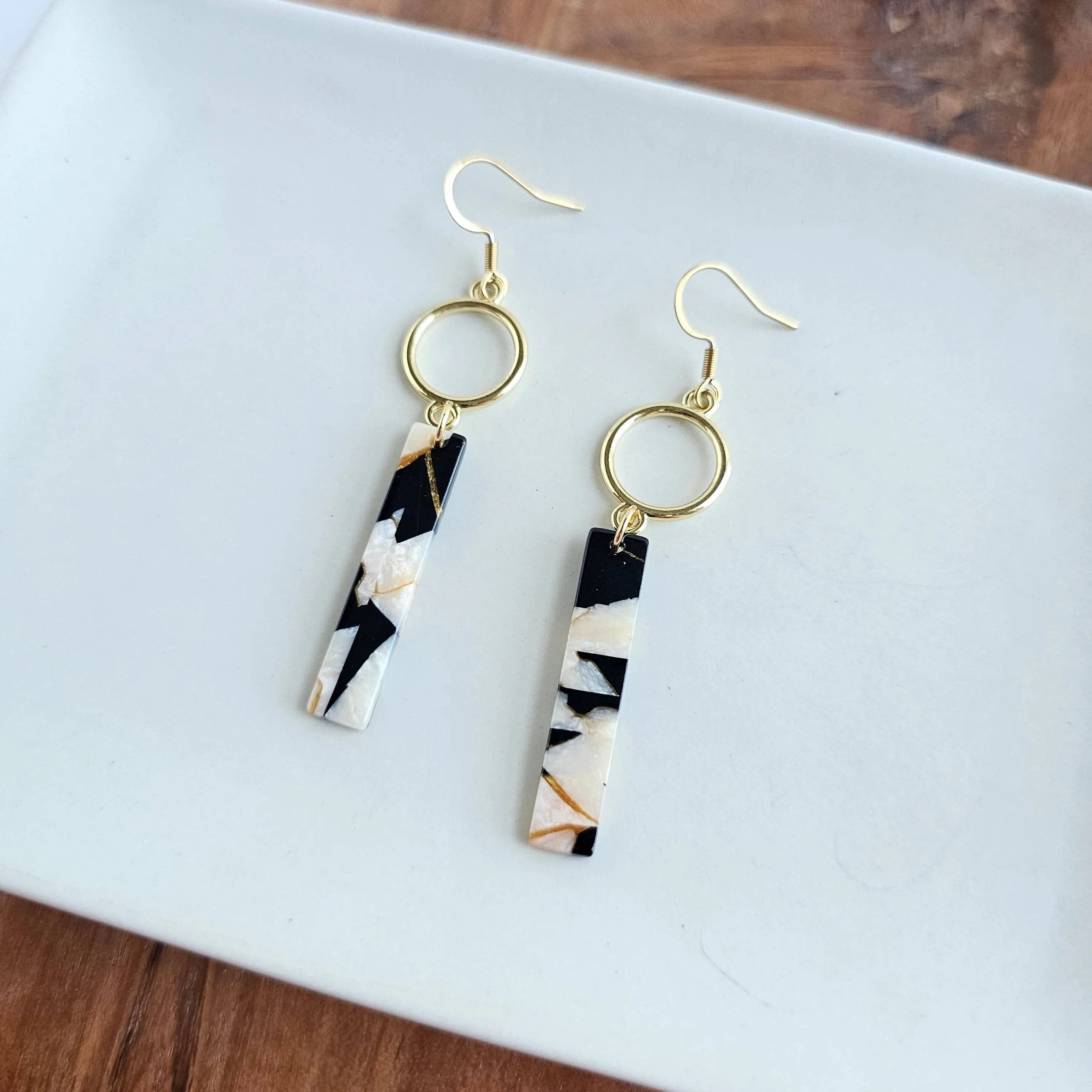 Isabella - Onyx & Pearl