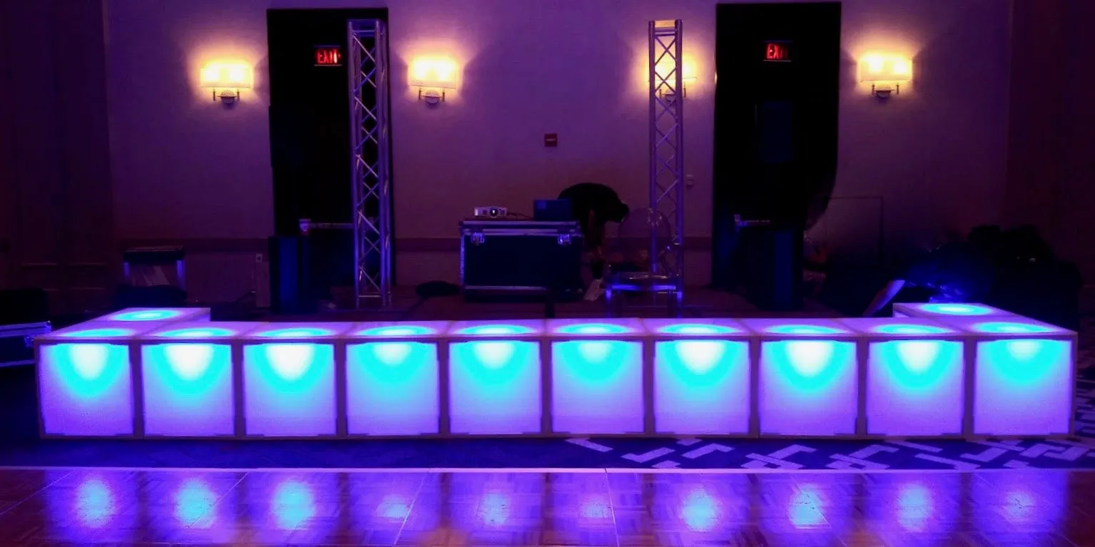 LED ACRYLIC STAGE PIECE | H 16"