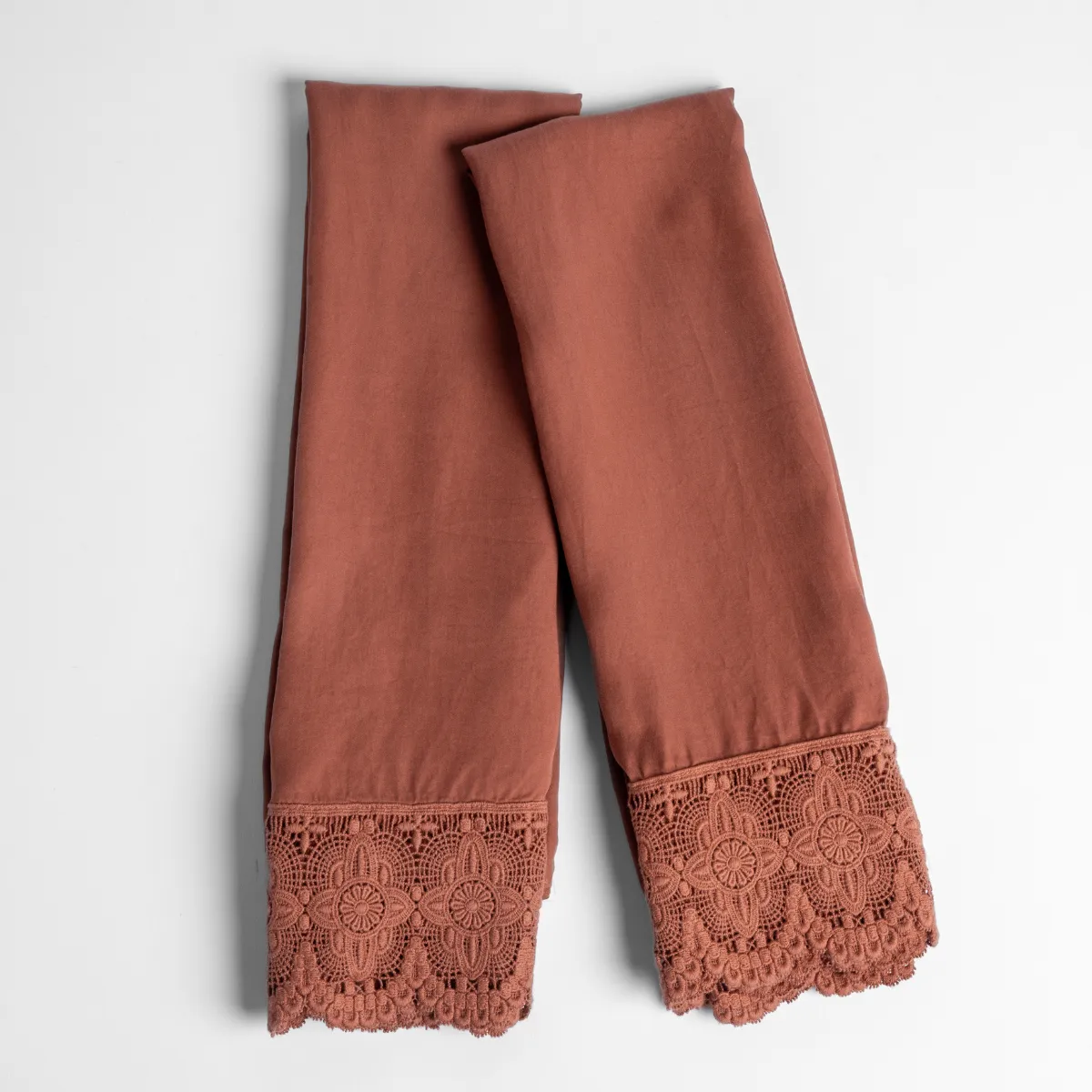Madera Luxe Pillowcase (Single)