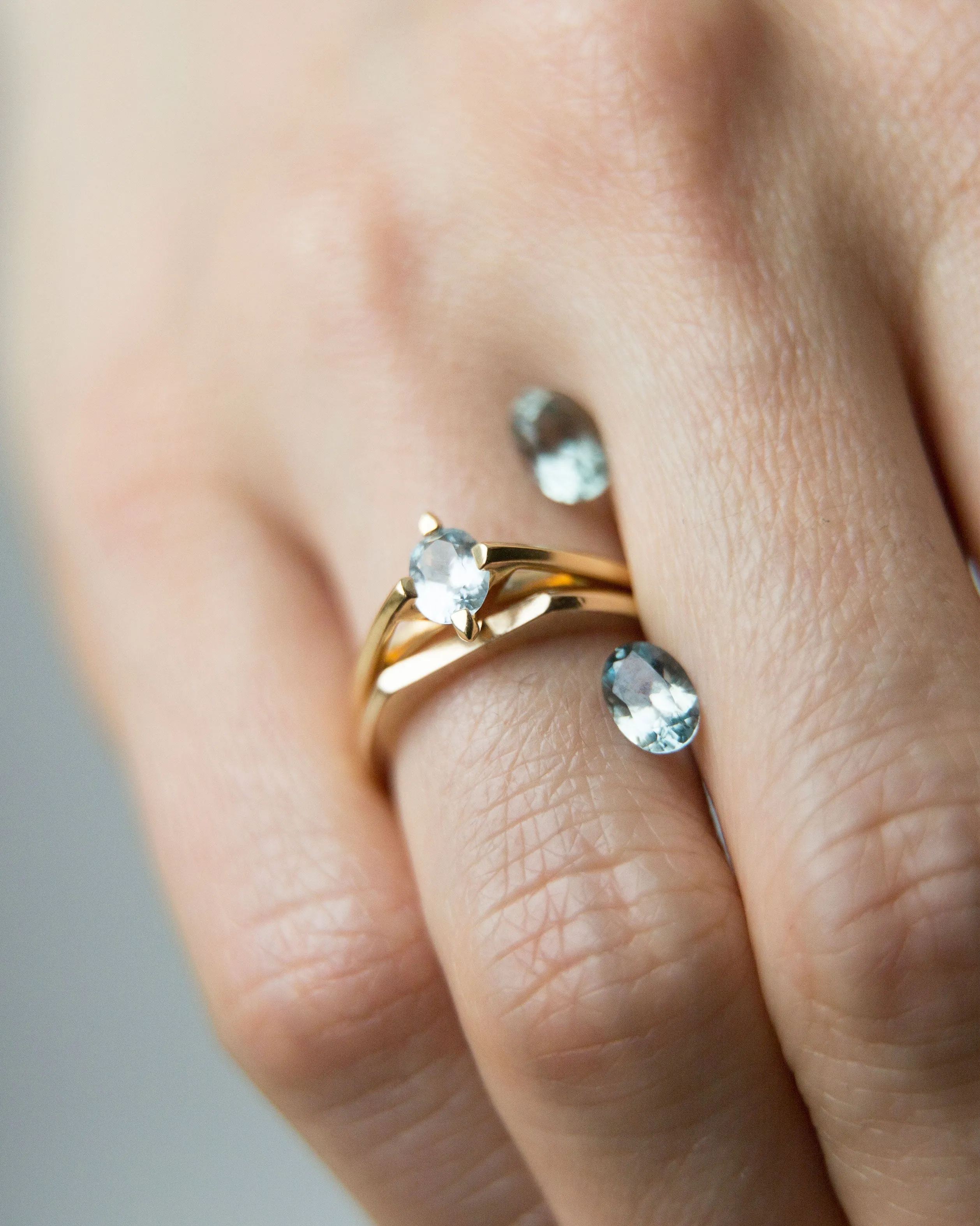 Minimalist Arc   Minimalist Band Ring Set