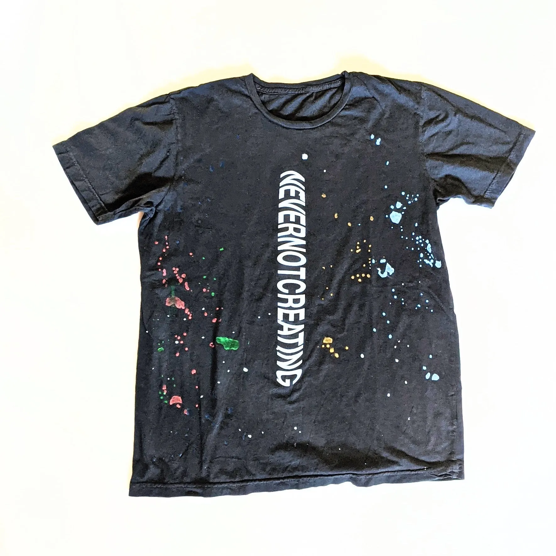 NEVERNOTCREATING Beautiful Mess T-Shirt in Dark