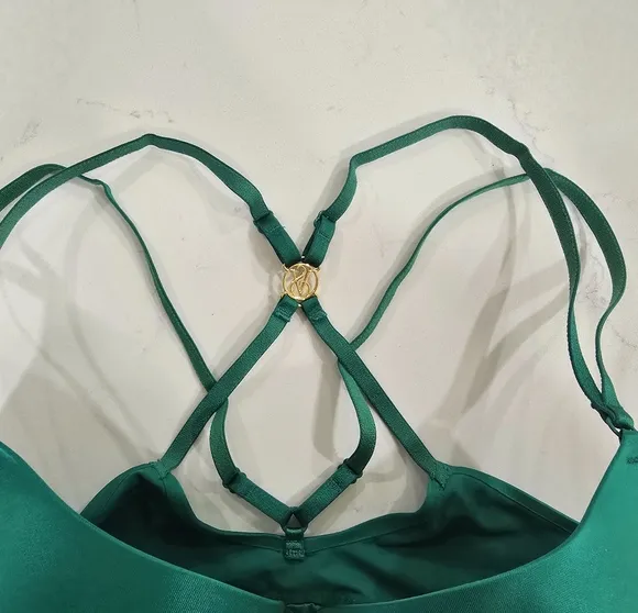 NWOT Victoria's Secret So Obsessed Push-Up Bra Size - 38C