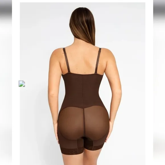 NWT Popilush Built in shapewear Lace Bodysuit