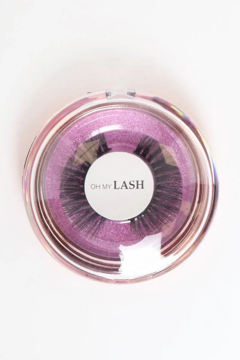 Oh My Lash Faux Mink Eyelashes - Selfie