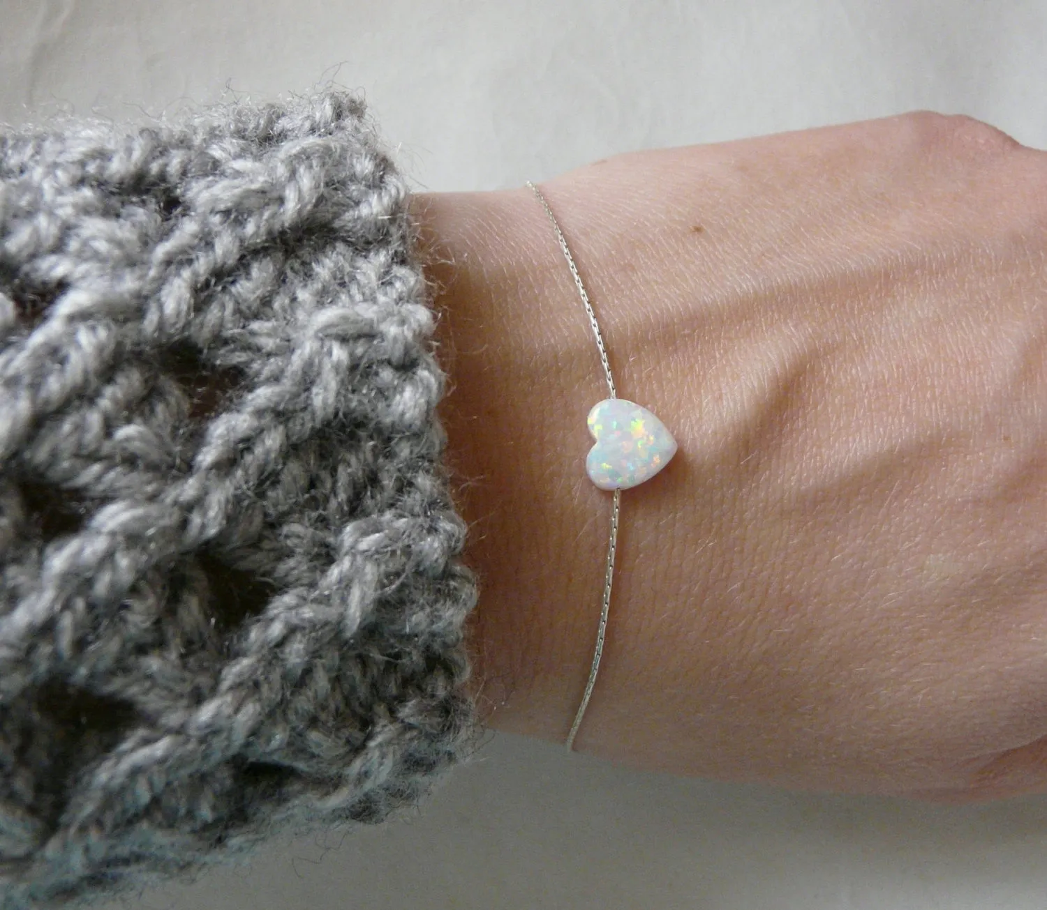 Opal Heart Bracelet – A Minimalist Treasure