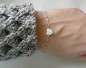 Opal Heart Bracelet – A Minimalist Treasure