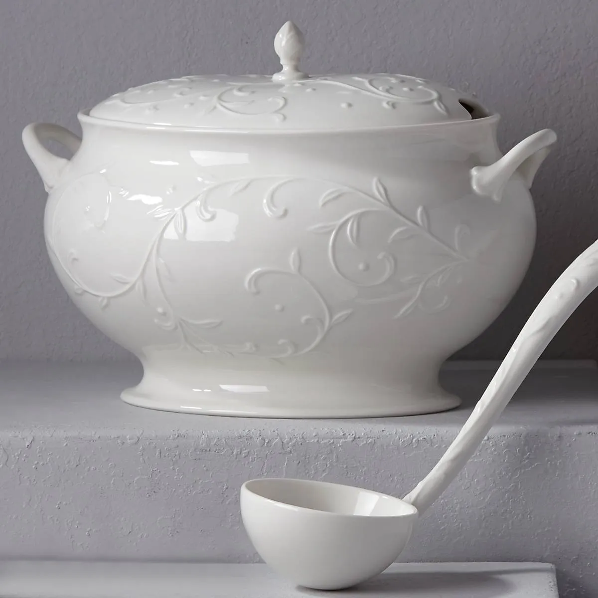 Opal Innocence Carved 3pc Soup Tureen Set