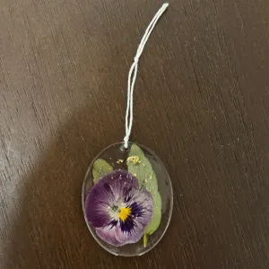 Ornament Oval | Purple Flower