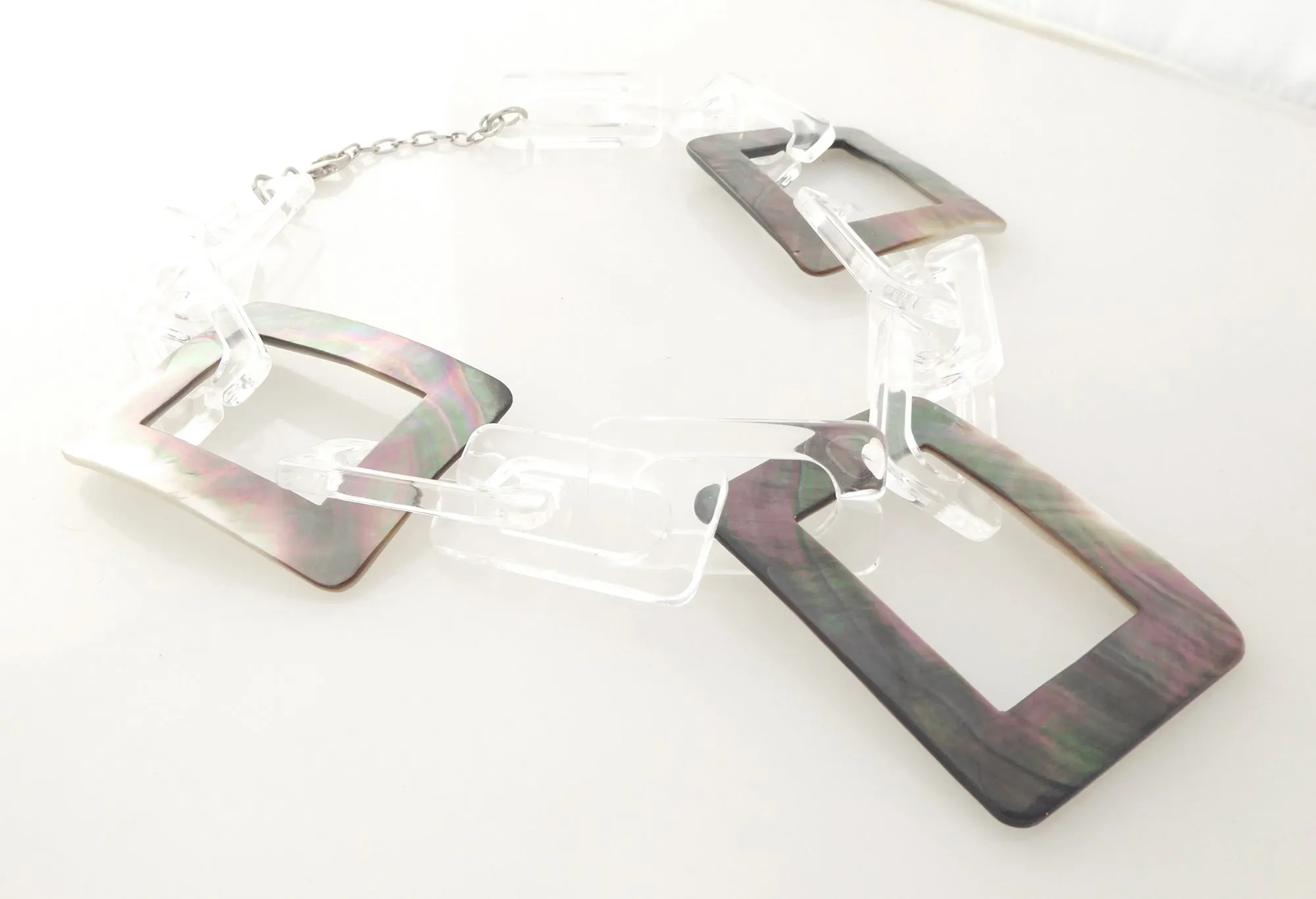 Rectangle shell necklace