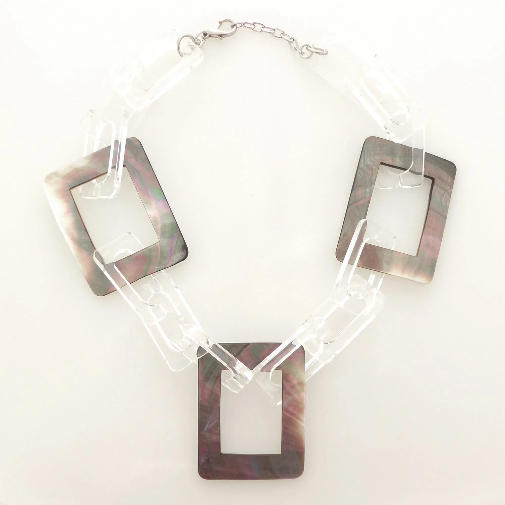 Rectangle shell necklace