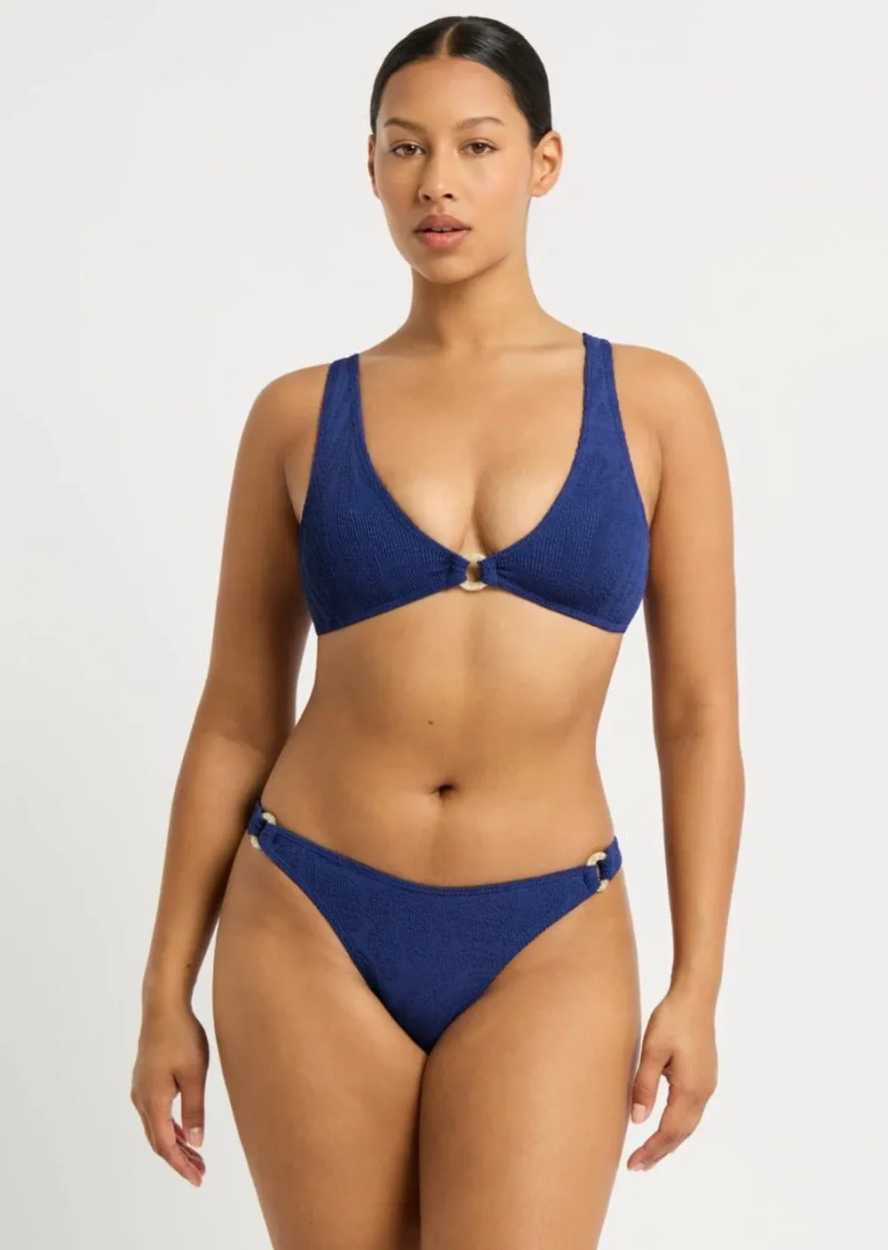 Ring Scene Brief Sapphire Animalia
