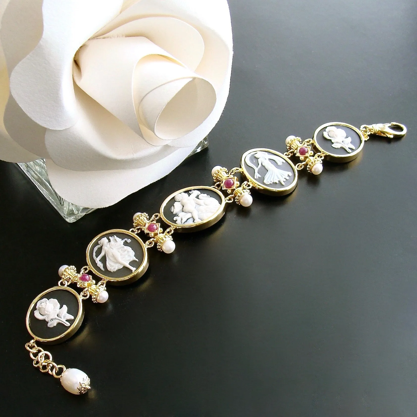 Rubies Freshwater Pearls Black White Cameo Intaglio Bracelet - Vernazza Cameo Intaglio Bracelet