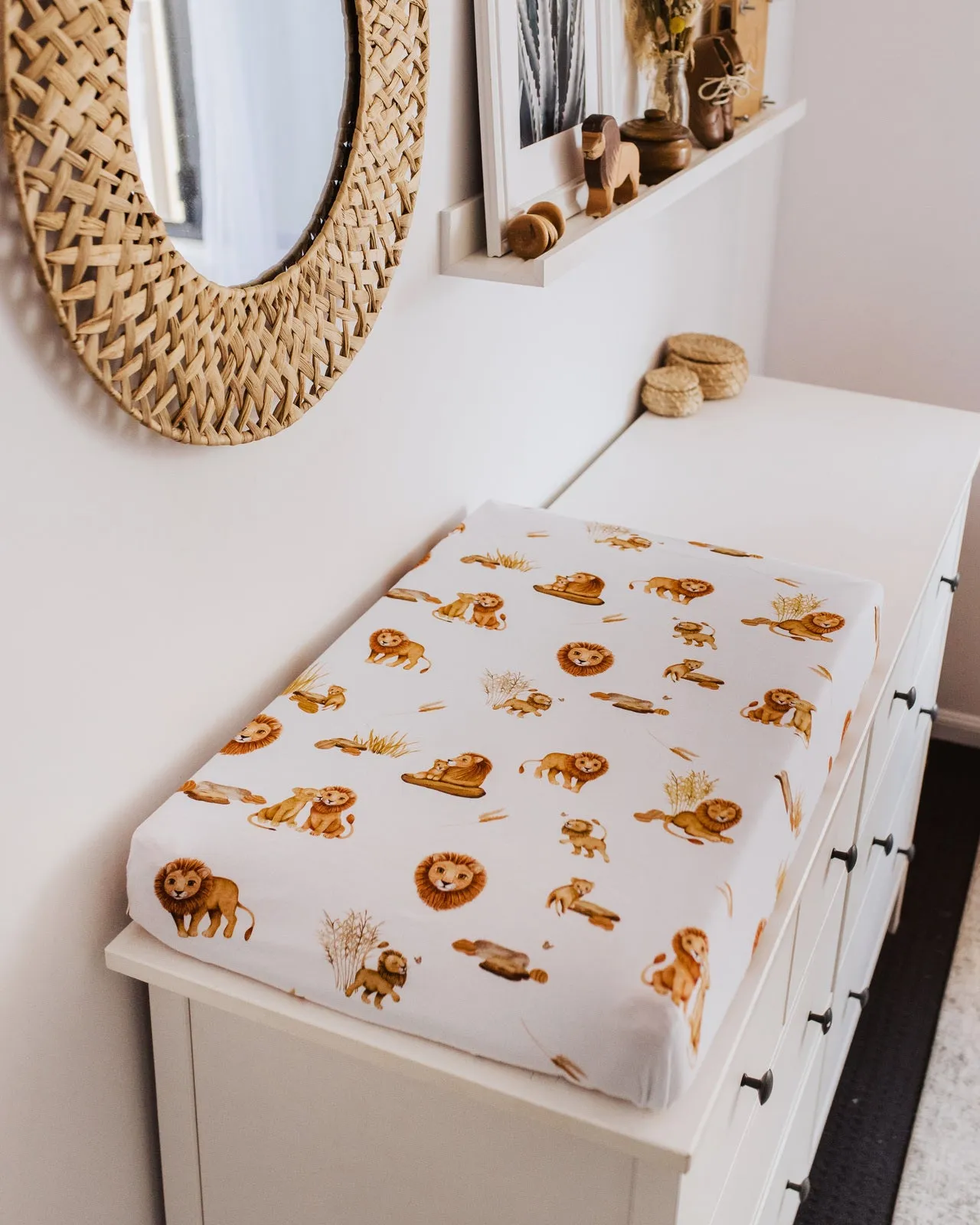 Snuggle Hunny Bassinet Sheet & Change Pad Cover - Lion