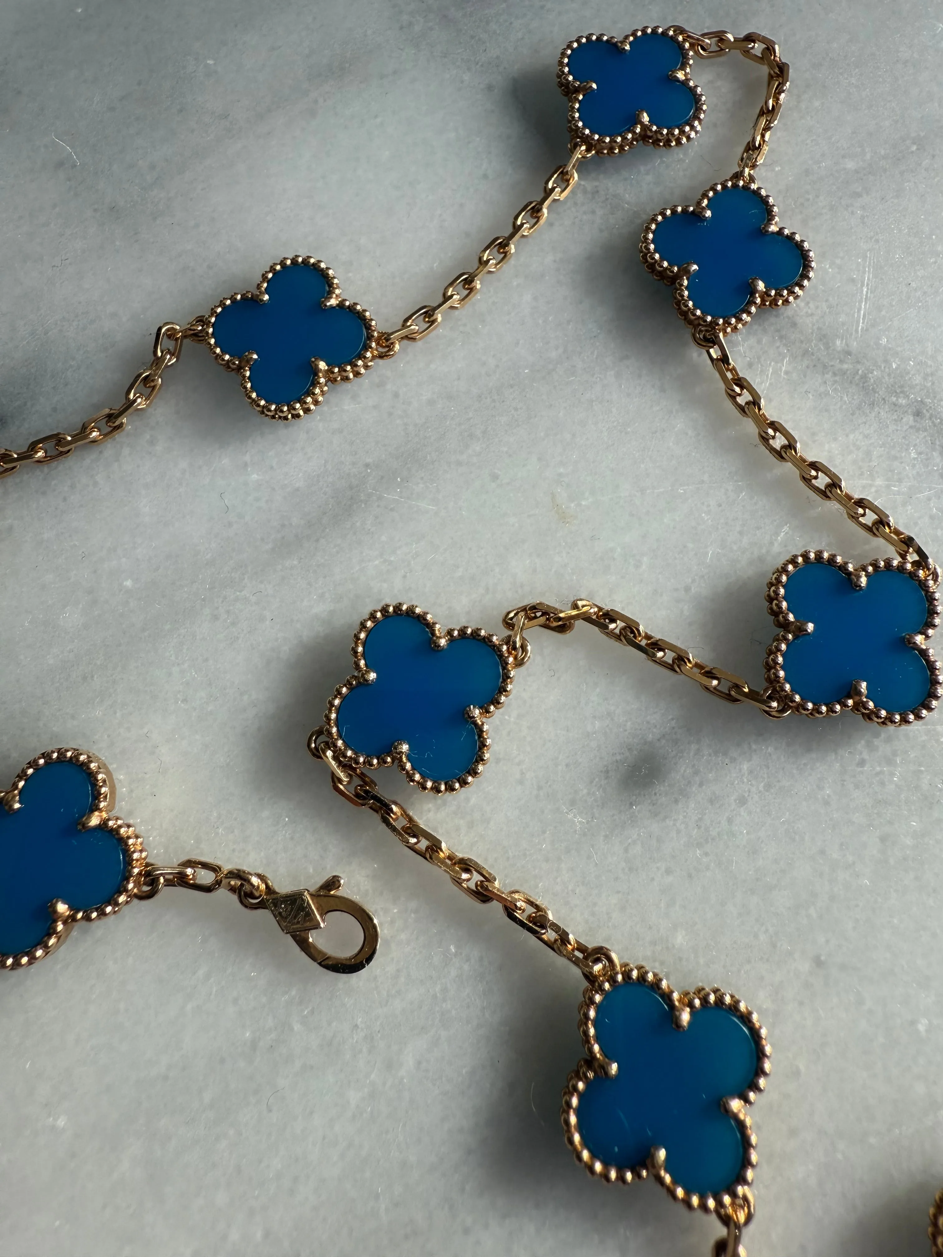 VCA Van Cleef & Arpels Blue Agate Necklace 10 Motif Vintage Alhambra 18k Yellow Gold Estate Box   COA