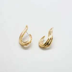 Vintage Trifari Gold Swoop Earrings