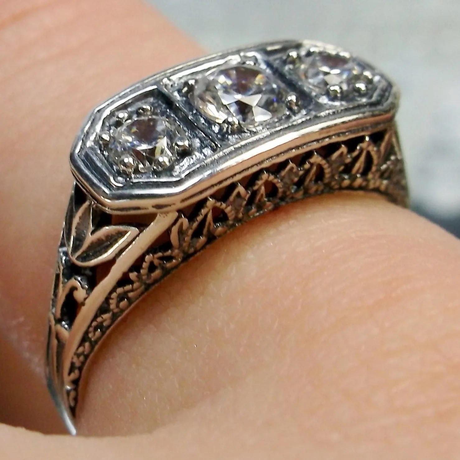 White CZ Ring, Sterling Silver Lily Leaf Filigree, Edwardian Jewelry #D197
